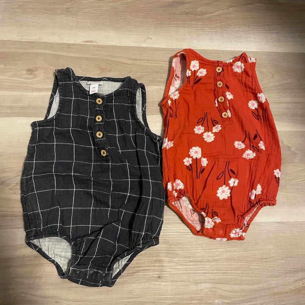 Cat & Jack Baby Rompers - Black and Red Floral